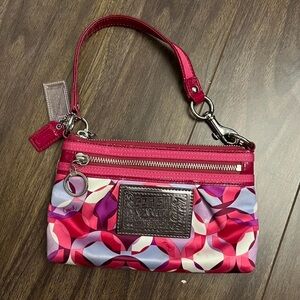 Coach Poppy pink Kaledescope X-body